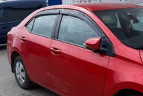 Toyota Corolla 2013–2019 Ofuky oken (4 ks, HIC) fotografie 6