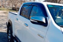 Toyota Hilux 2015– Ofuky oken (4 ks, HIC) fotografie 7