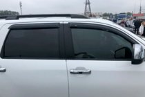 Toyota Tundra 2007–2021 Ofuky oken (4 ks, HIC) fotografie 1