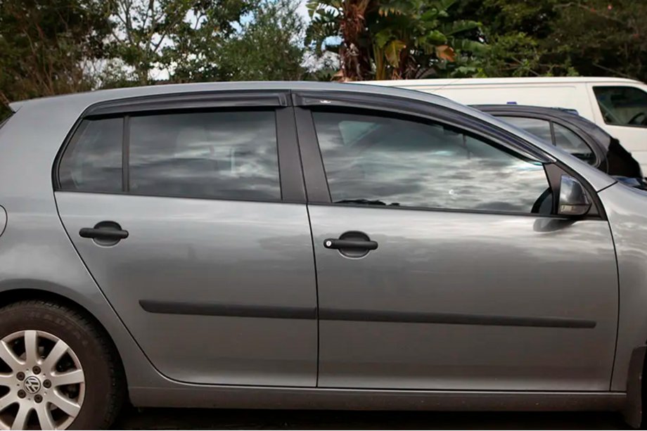 Volkswagen Golf 5 2003–2009 Ofuky oken HB (4 ks, HIC) Image