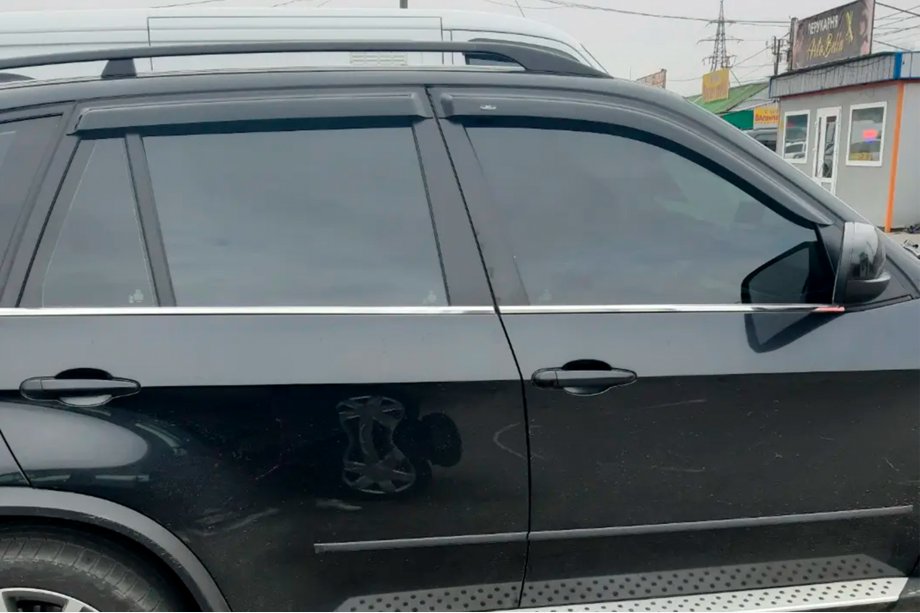BMW X5 E70 2007–2013 Ofuky oken (4 ks, HIC) Image