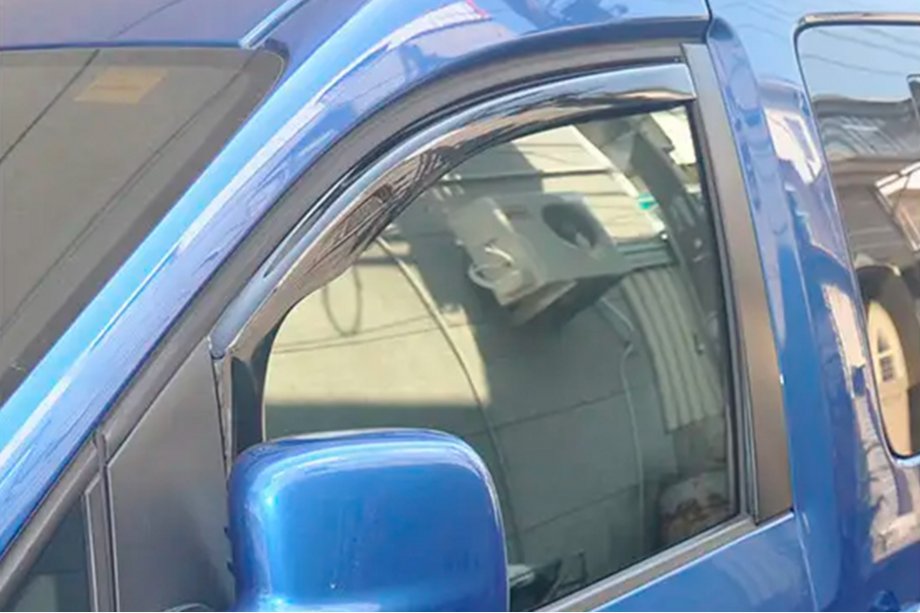 Fiat Fiorino/Qubo 2008–2024 Okenní deflektory vkládací (2 ks, HIC) Image