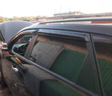 Kia Sorento II XM 2009–2014 Ofuky oken (4 ks, HIC) fotografie 6