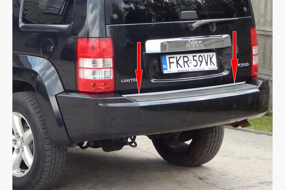 Jeep Cherokee/Liberty 2007–2013 Nerezová lišta na hranu víka kufru Image