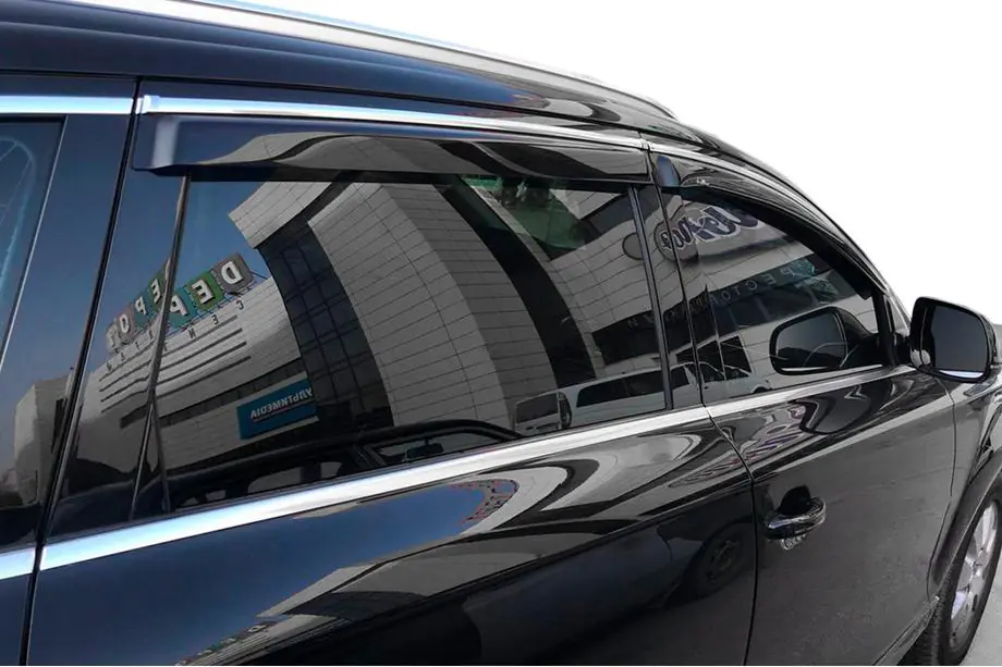 Skoda Superb 2009–2015 Ofukovače oken s chromovou lištou SD (4 ks, HIC) Image