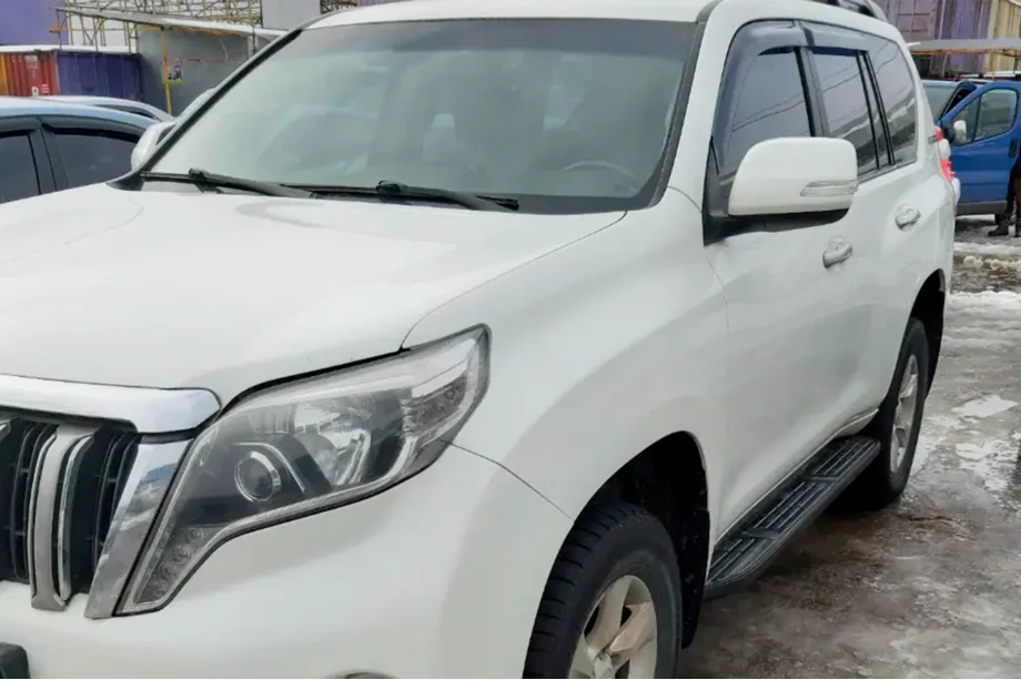 Toyota Land Cruiser Prado 150 2009–2023 Ofuky oken 8 cm (4 ks, HIC) Fotografie 10