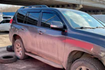 Toyota Land Cruiser Prado 150 2009–2023 Ofuky oken 11 cm (4 ks, HIC) fotografie 11