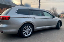 Volkswagen Passat B8 2015–2023 Ofuky oken s chromovou lištou Variant (4 ks, HIC) fotografie 2