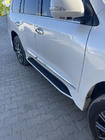 Lexus LX570/450d 2008–2022 Boční prahy (design Lexus 2016+) fotografie 3