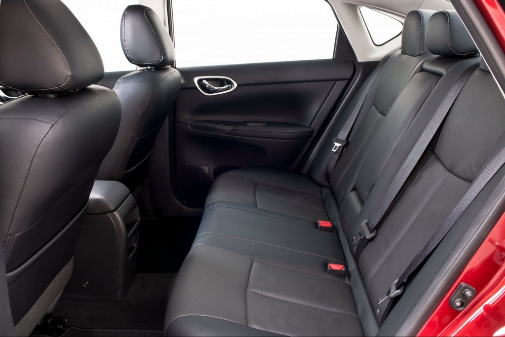 Recenze modernizovaného sedanu Nissan Sentra