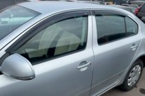 Skoda Octavia II A5 2010–2013 Deflektory oken LiftBack (4 ks, HIC) fotografie 7