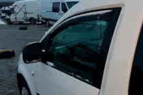 Volkswagen Caddy 2015–2020 Ofuky oken (2 ks, HIC) fotografie 2