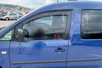 Volkswagen Caddy 2015–2020 Ofuky oken (2 ks, HIC) fotografie 12