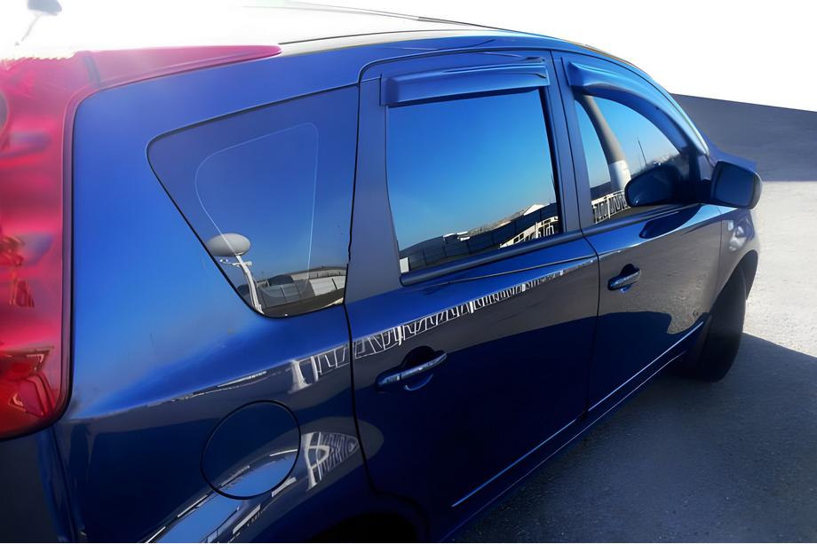 Nissan Note 2004–2012 Ofuky oken (4 ks, HIC) Image