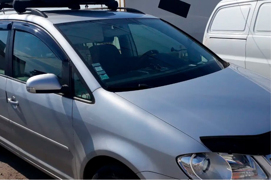 Volkswagen Touran 2003–2010 Ofuky oken (4 ks, HIC) Fotografie 16