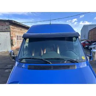 Sluneční kšilt na čelní sklo (černý lesk, 5 mm) Volkswagen LT 1995–2006 fotografie 3