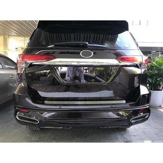 Facelift sada (pro rok 2018) Toyota Fortuner 2015– fotografie 2