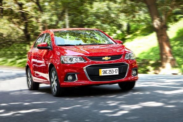 Recenze modernizovaného sedanu Chevrolet Aveo