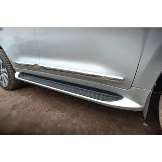 Boční nášlapy s LED osvětlením (design 2015-2020) Toyota Land Cruiser 200 2007–2021 fotografie 2