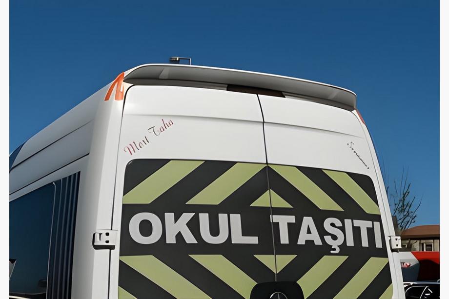 Volkswagen Crafter 2006–2016 Spoiler Anatomik (úzká verze, k lakování) Fotografie 2