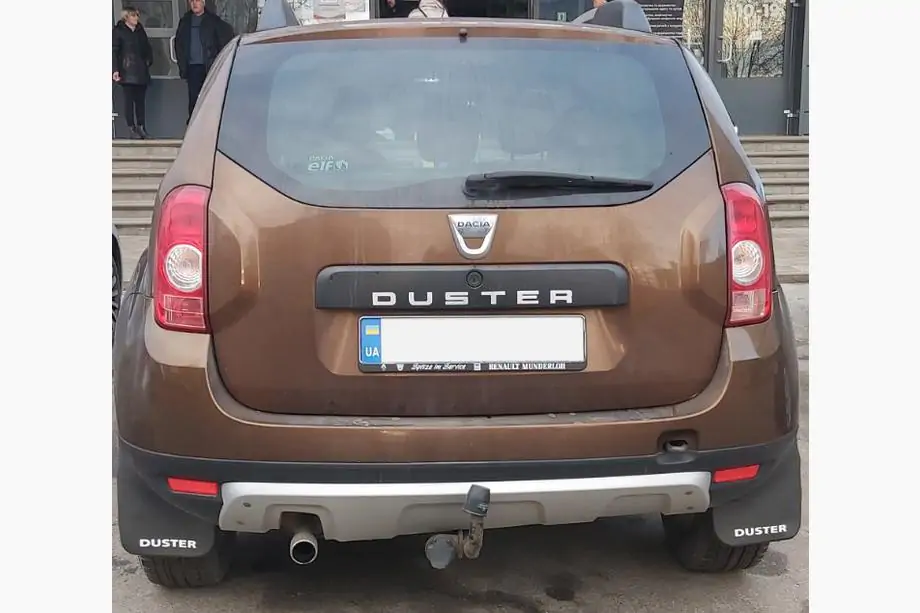 Dacia Duster 2008–2018 Prémiové zadní lapače nečistot (2 ks) Fotografie 2