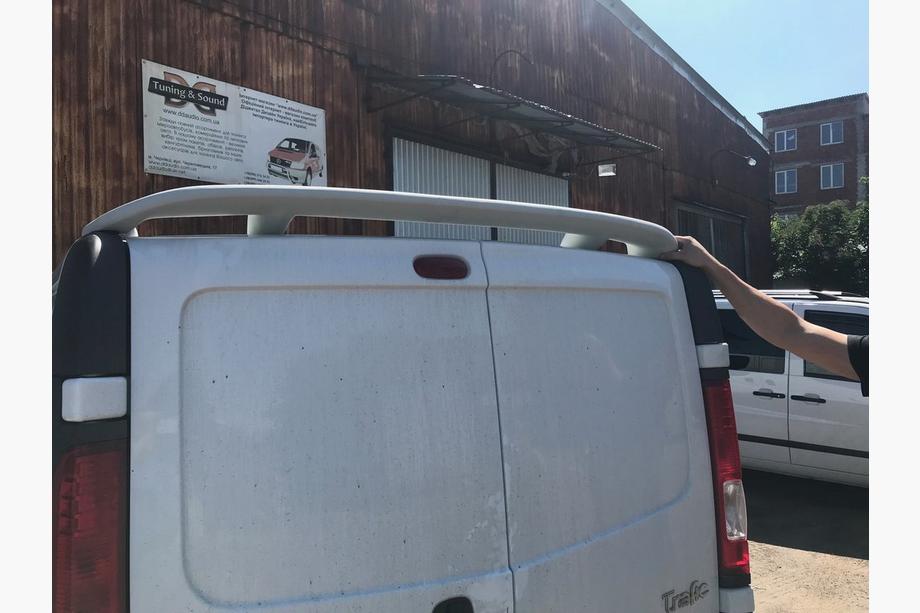 Opel Vivaro 2001–2015 Střešní spoiler (k lakování) Fotografie 2