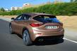 Prémiový hatchback Infiniti Q30 fotografie 3