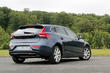 Recenze pětidveřového hatchbacku Volvo V40 fotografie 11
