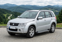 Suzuki Grand Vitara 2005–2017 Boční nášlapy Rainbow (2 ks, hliník) fotografie 1