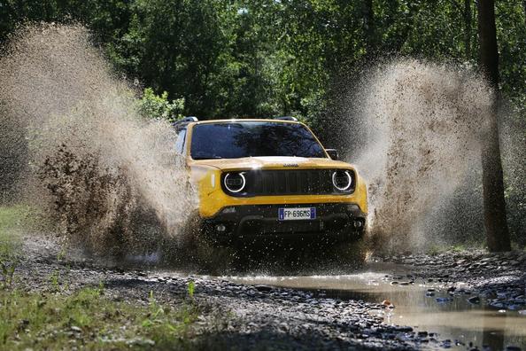 Modernizovaný crossover Jeep Renegade