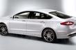 Recenze sedanů střední třídy Ford Mondeo fotografie 12