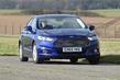 Recenze sedanů střední třídy Ford Mondeo fotografie 2