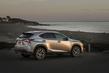 Prémiový kompaktní crossover Lexus NX fotografie 9