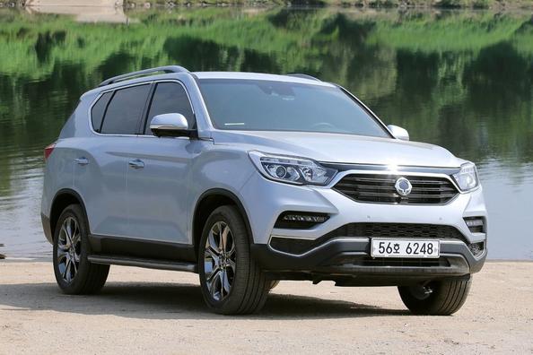 Test rámového SUV SsangYong Rexton