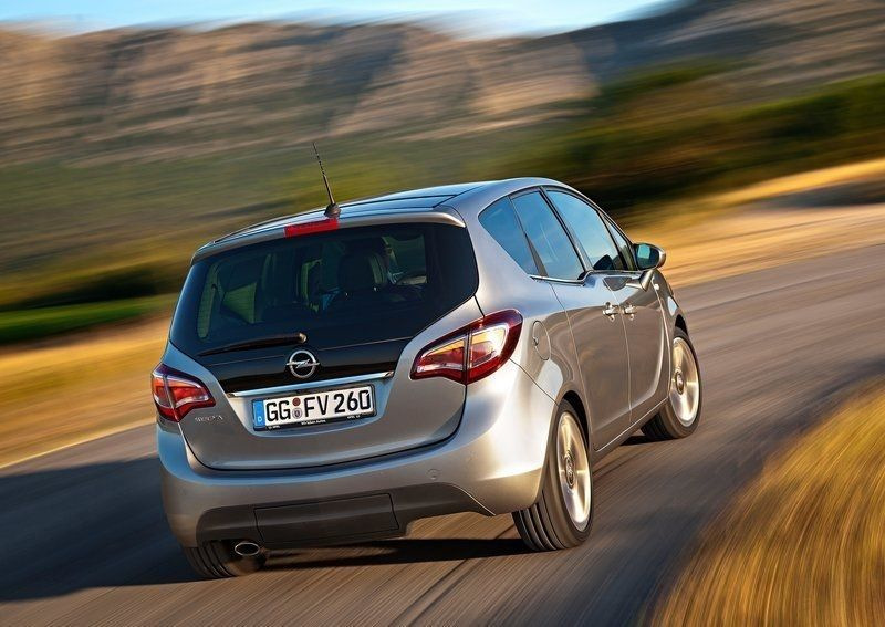 Recenze kompaktního minivanu Opel Meriva B