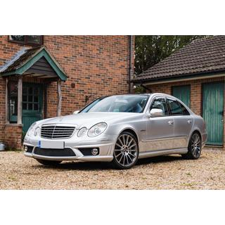 Sada bodykitu (AMG E63) Mercedes E-сlass W211 2002–2009 fotografie 2