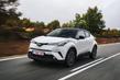 Recenze crossoveru Toyota C-HR fotografie 10