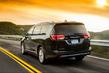 Plnohodnotný sedmimístný minivan Chrysler Pacifica fotografie 11