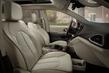 Plnohodnotný sedmimístný minivan Chrysler Pacifica fotografie 7