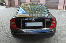 Skoda Superb 2001–2009 Nerezová lišta na hranu víka kufru fotografie 1