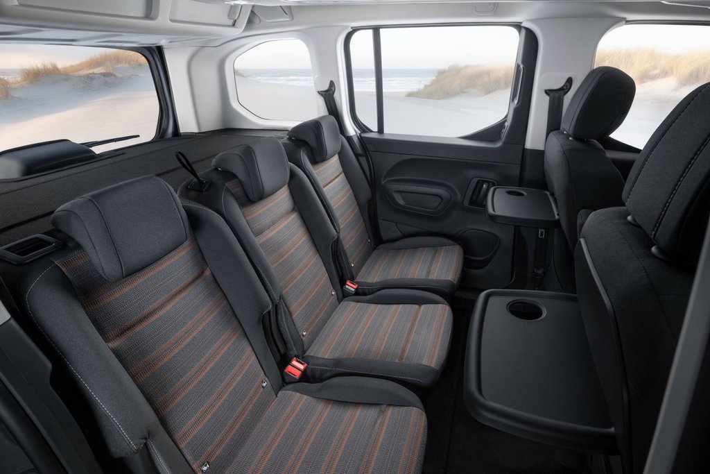 Recenze kompaktní dodávky Opel Combo Life