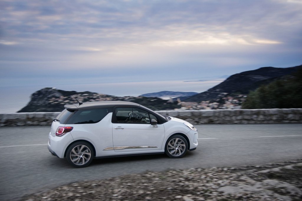 Třídveřový kompaktní hatchback Citroen DS3