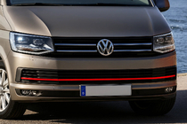 Volkswagen T6 2015–2024 Ochranné lišty na mřížku nárazníku 2015-2019 (3 ks, červené) fotografie 6