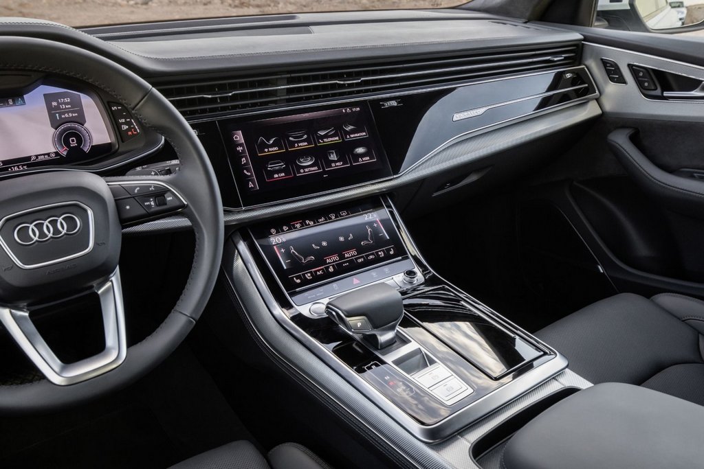 Recenze prémiového crossoveru Audi Q8 s pohonem všech kol