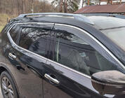 Nissan X-trail T32/Rogue 2014–2021 Ofuky oken s chromovou lištou (4 ks, Niken) fotografie 3