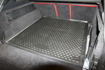 Range Rover IV L405 2013–2021 Gumová vanička do kufru (bez ližin) Novline fotografie 3