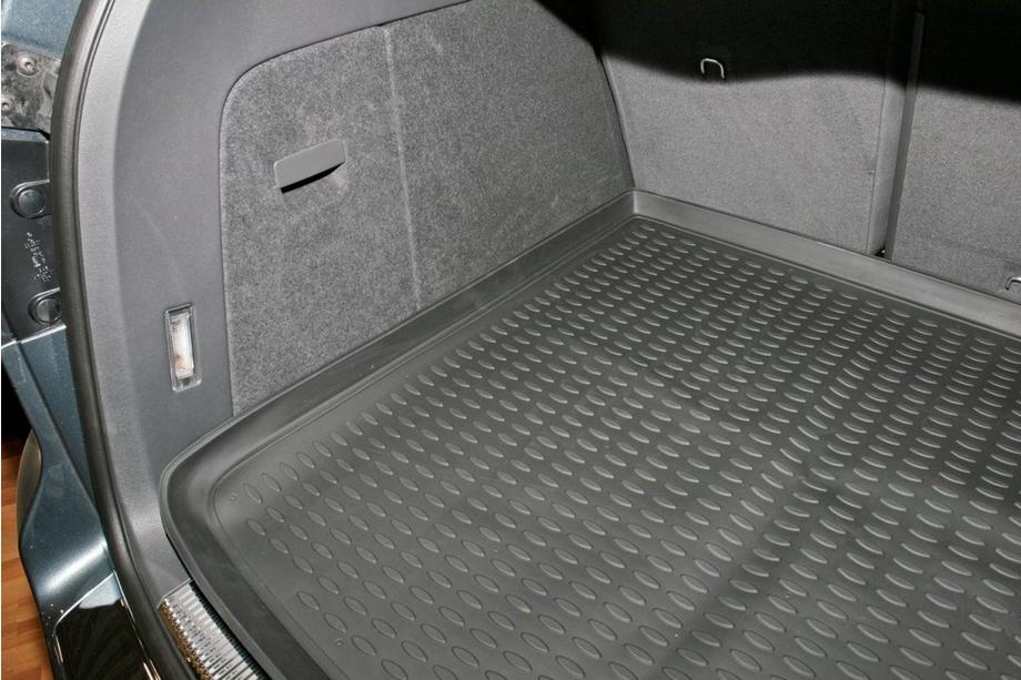 Volkswagen Touareg 2002–2010 Vana do kufru (Novline) crossover Fotografie 2