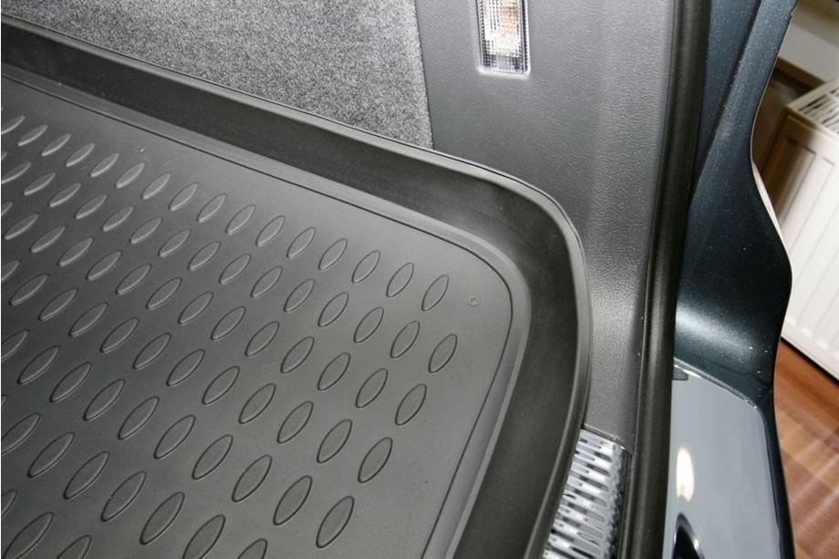 Volkswagen Touareg 2002–2010 Vana do kufru (Novline) crossover Fotografie 4