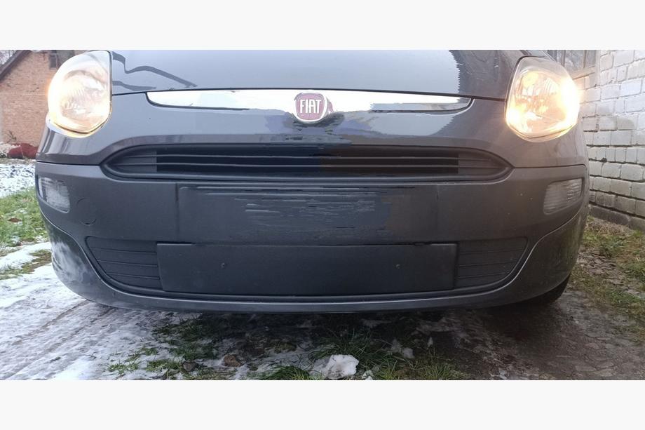 Fiat Punto Grande/EVO 2006–2018 Zimní clona chladiče (EVO, Punto) Image