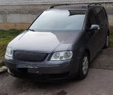 Volkswagen Touran 2003–2010 Zimní clona masky (horní, 2003-2006) Lesklá fotografie 4